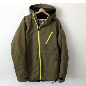 686 Snowboarding Men's Jacket Large Green Winter Nylon Ski GLCR Excellent